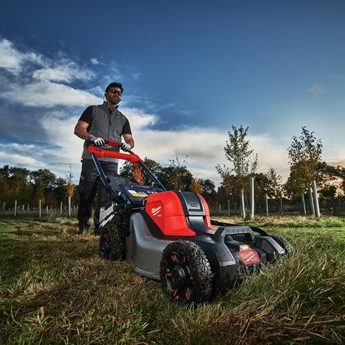 Milwaukee Battery Lawn Mower