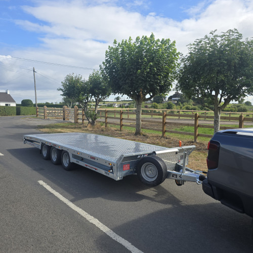 Beavertail Trailer Tri-axle With Winch 18ft