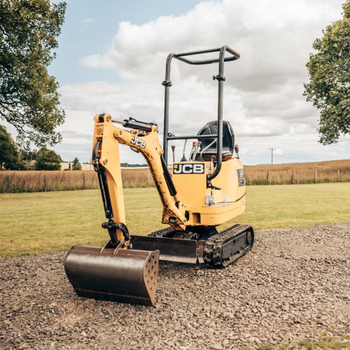 0.8 Tonne Digger