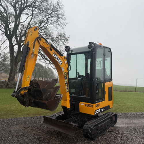1.6 Tonne Digger